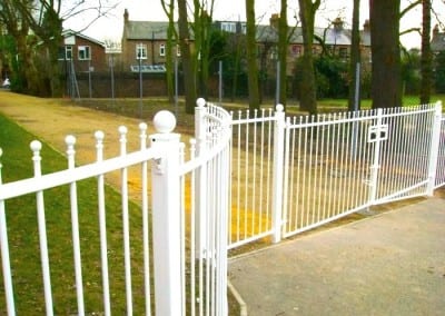 Steel Railings Fencing – Leytonstone School London