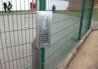 Wire Mesh Fencing – Sanders Draper School – Hornchurch Essex