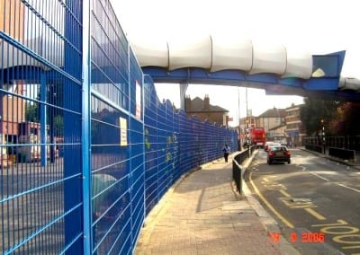 Wire Mesh Fencing London – Plashet School London