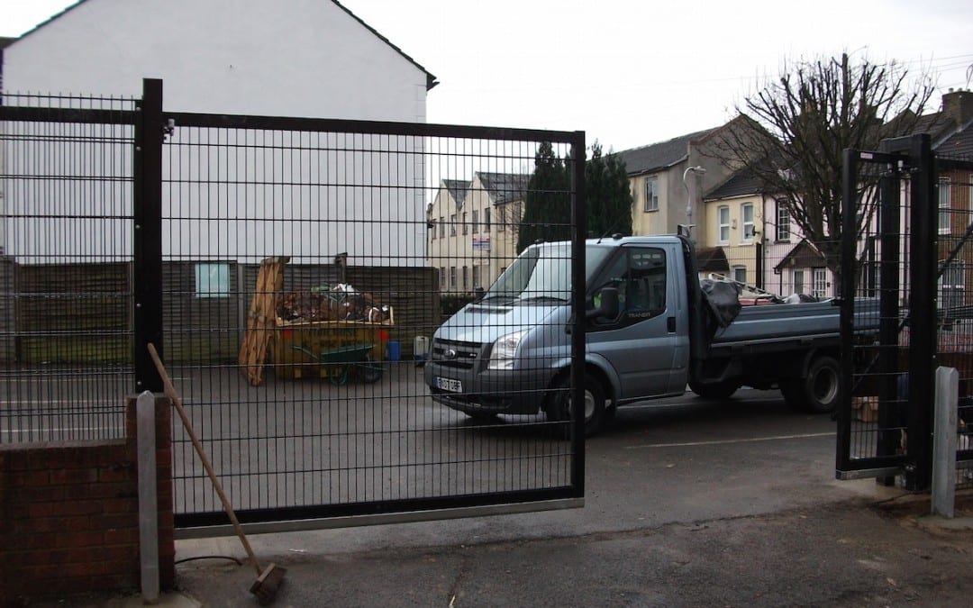 Wire Mesh Fencing – St John Ambulance London