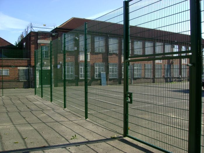 Wire Mesh Sports Fencing – Stratford School – London