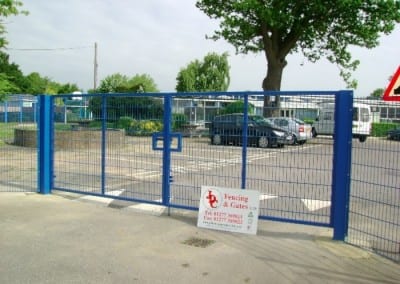 Welded Mesh Fencing London – Links School St Albans London