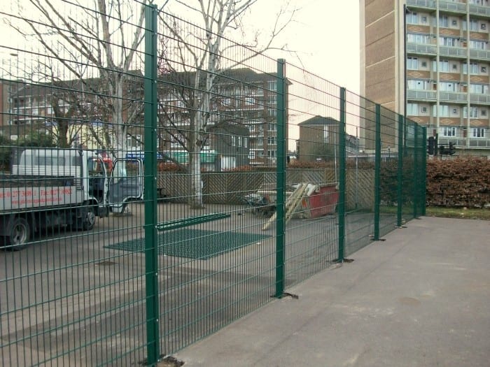 Wire Mesh Ballcourt Fencing London – Normand Croft School – West Kensington London