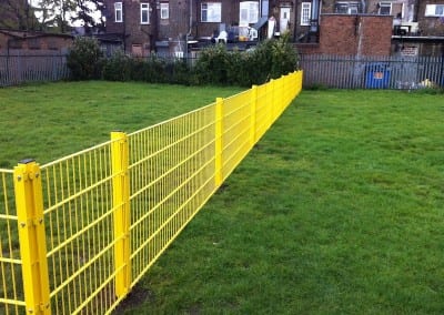 Wire Mesh Fencing Essex – St Peters School Dagenham Essex