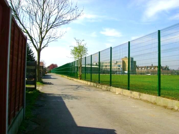 Wire Mesh Fencing – Enfield County Lower School – London